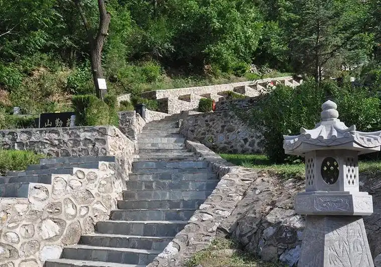 九公山公墓,九公山陵园