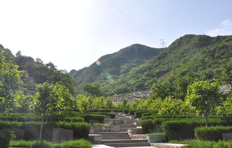 九公山公墓：以文化铸魂