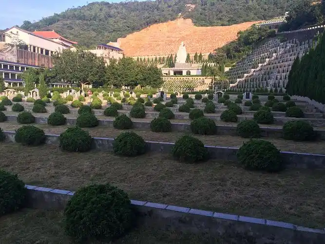 公墓风水,墓穴风水,墓穴朝向,九公山公墓,北京公墓风水